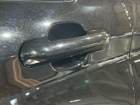 Used 2023 Ford Explorer XLT w/ Equipment Group 202A image 23