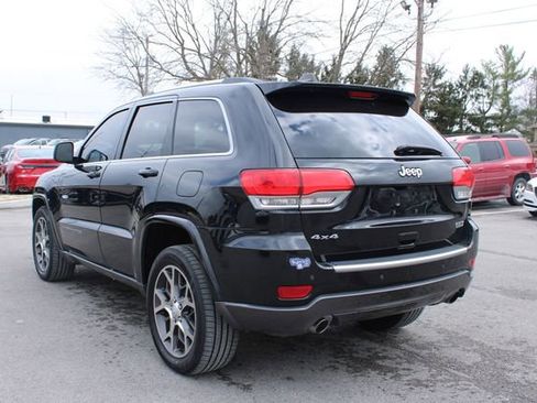 Used 2018 Jeep Grand Cherokee Limited image 40