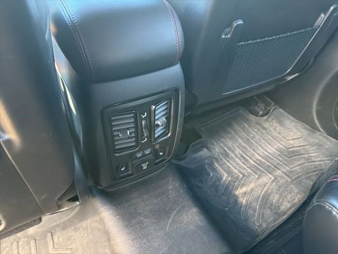 Used 2023 Dodge Durango R/T image 22