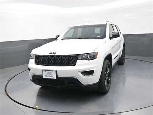 Used 2021 Jeep Grand Cherokee Freedom Edition image 3