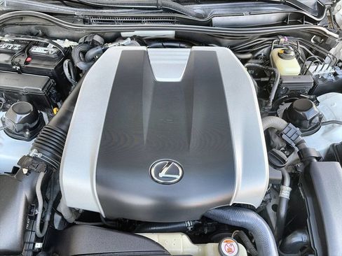 Used 2018 Lexus IS 350 F Sport RWD image 31