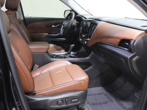 Used 2019 Chevrolet Traverse High Country w/ LPO, Cargo Package image 29
