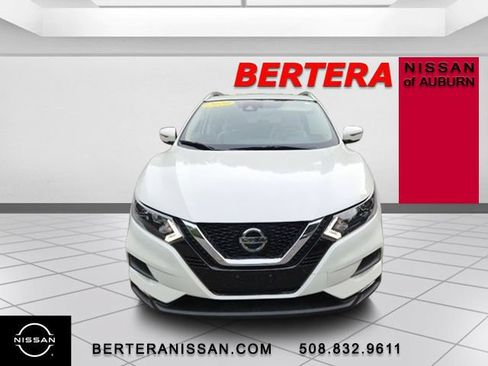 Used 2020 Nissan Rogue Sport SV w/ All-Weather Package AWD/4WD image 3