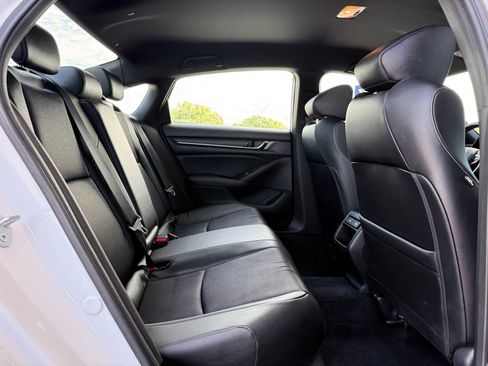 Used 2022 Honda Accord Sport image 19