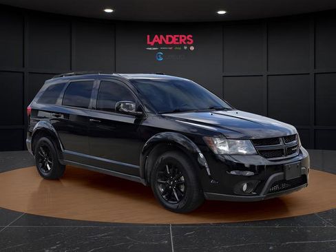 Used 2019 Dodge Journey SE w/ Blacktop Package image 5