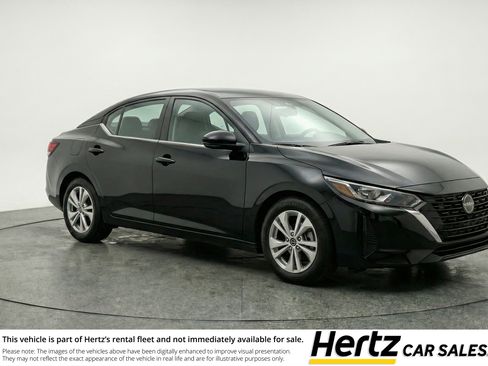 Used 2025 Nissan Sentra S image 1