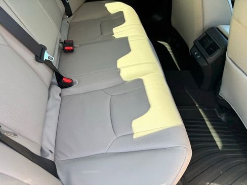 Used 2025 Honda Accord Touring image 31