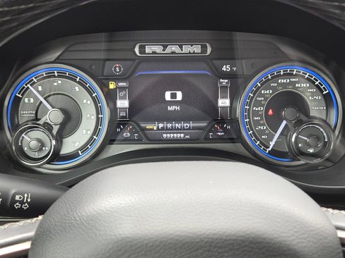 Used 2019 RAM 1500 Limited image 18