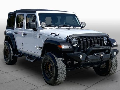 Used 2022 Jeep Wrangler Unlimited Sport AWD/4WD image 3