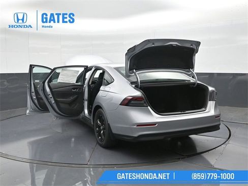 New 2025 Honda Accord SE image 57