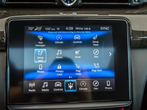 Used 2019 Maserati Quattroporte S GranLusso Q4 AWD/4WD image 18