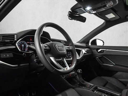 Used 2025 Audi Q3 2.0T Premium Plus w/ Premium Plus Package image 10