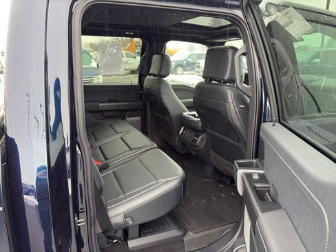 Used 2025 Ford F150 Lariat w/ Equipment Group 501A Mid image 29