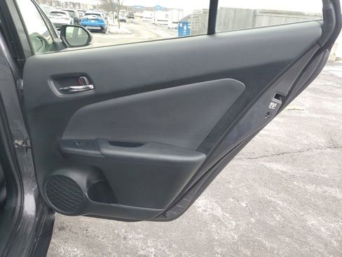 Used 2021 Toyota Prius LE image 29