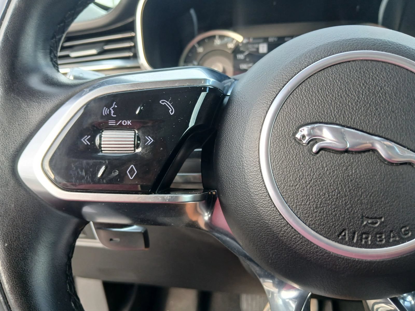 Used 2022 Jaguar F-PACE S AWD/4WD image 29