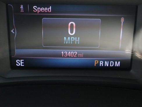 Used 2022 Buick Encore Preferred w/ Safety Package AWD/4WD image 33