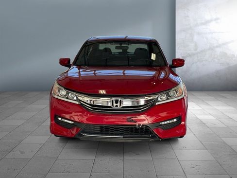 Used 2017 Honda Accord Sport image 2