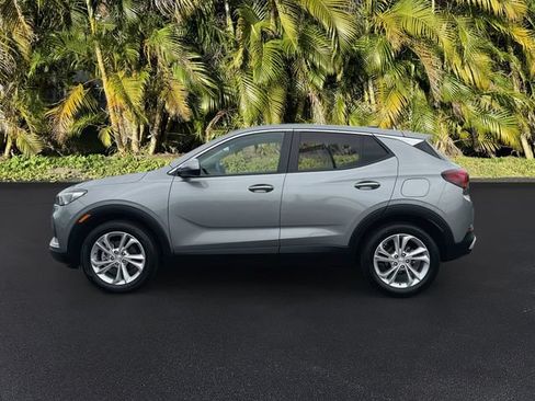 Used 2023 Buick Encore GX Preferred w/ Cold Weather Comfort Package FWD image 8