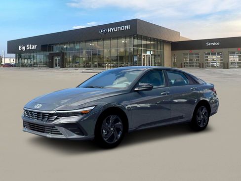 New 2026 Hyundai Elantra Sport image 2