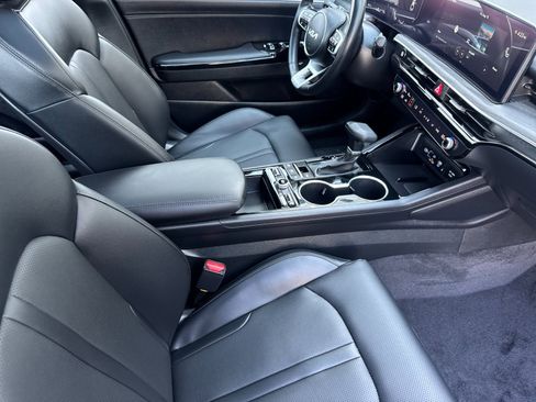 New 2026 Kia K5 EX image 16