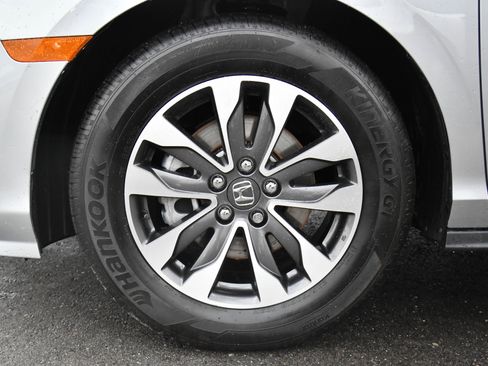 Used 2023 Honda Odyssey EX-L image 12