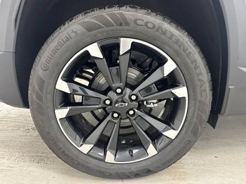 New 2027 Chevrolet Equinox RS w/ Safety and Technology Package FWD image 34