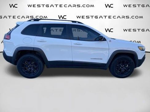 Used 2022 Jeep Cherokee Trailhawk w/ Technology Group B AWD/4WD image 25