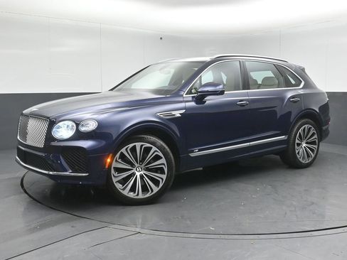 Used 2021 Bentley Bentayga AWD/4WD image 7