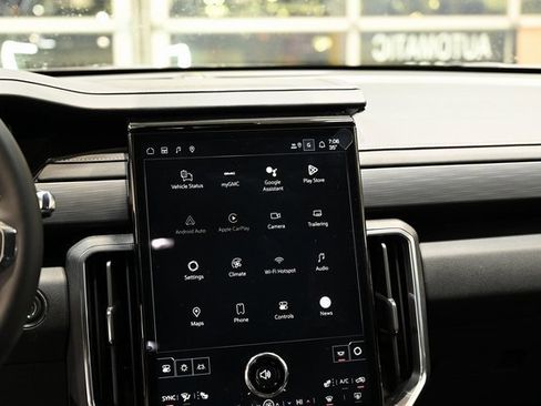 New 2026 GMC Acadia Elevation w/ Elevation Premium Package image 16