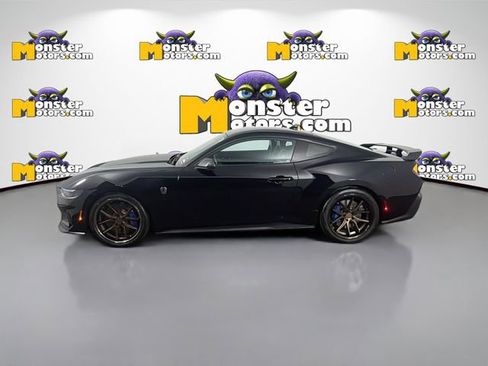 Used 2025 Ford Mustang Dark Horse image 8