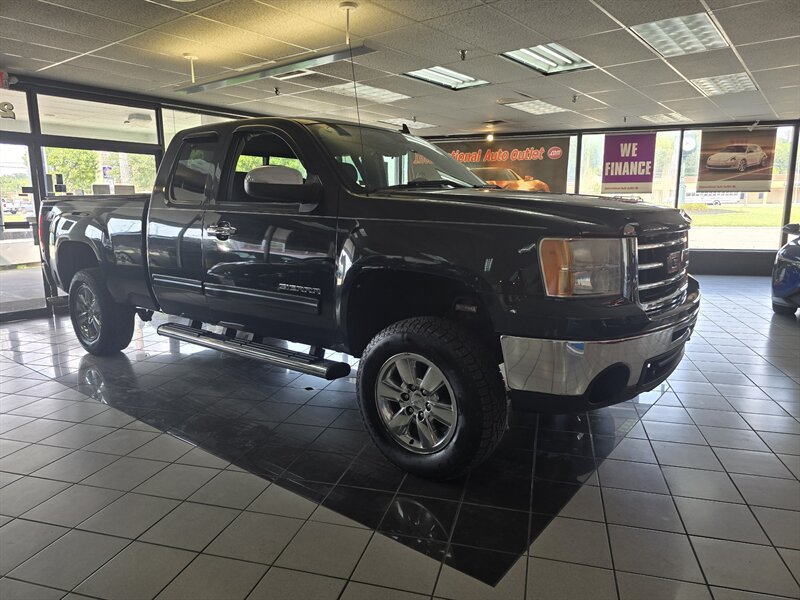 Used 2012 GMC Sierra 1500 SLE w/ Power Tech Package AWD/4WD image 3