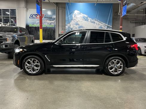 Used 2024 BMW X3 xDrive30i image 2