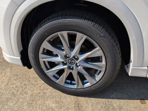 Used 2025 MAZDA CX-5 AWD 2.5 S w/ Premium Plus Pkg image 3