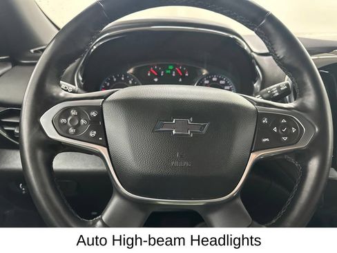 Used 2023 Chevrolet Traverse RS AWD/4WD image 42