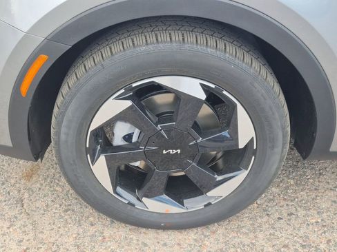 New 2026 Kia Sorento EX w/ EX Premium Package AWD/4WD image 18