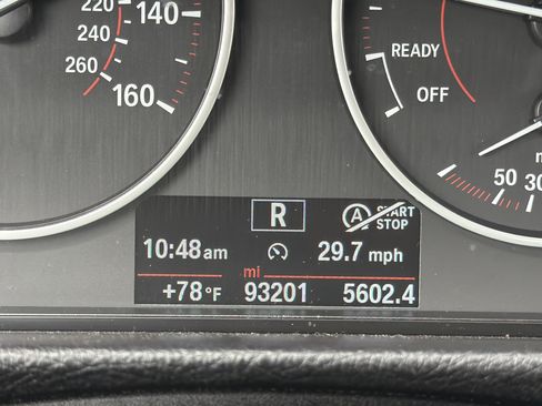 Used 2018 BMW 330i Sedan RWD image 12