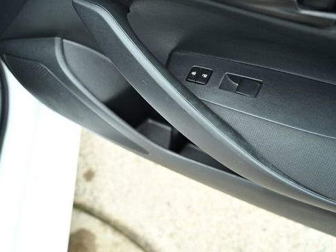 Used 2023 Toyota Corolla LE image 45