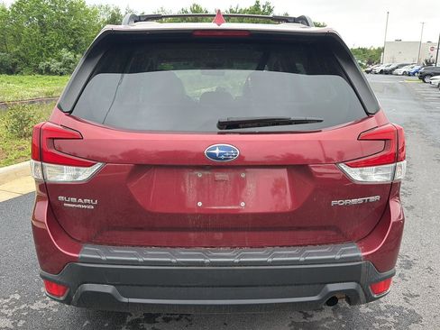 Used 2020 Subaru Forester Premium AWD/4WD image 2