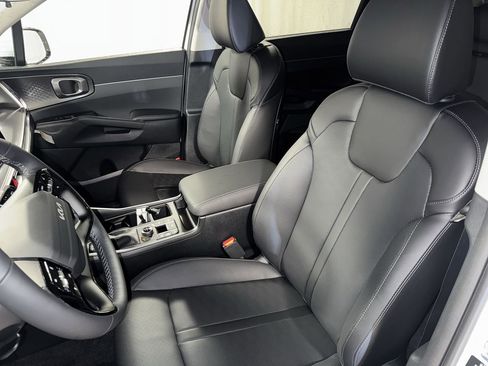 New 2026 Kia Sorento S image 16
