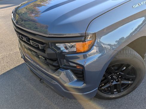 Used 2024 Chevrolet Silverado 1500 Custom image 13
