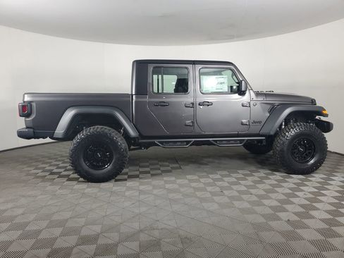 New 2026 Jeep Gladiator Sport AWD/4WD image 3