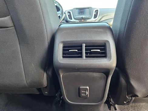 Used 2021 Chevrolet Equinox LT FWD image 32