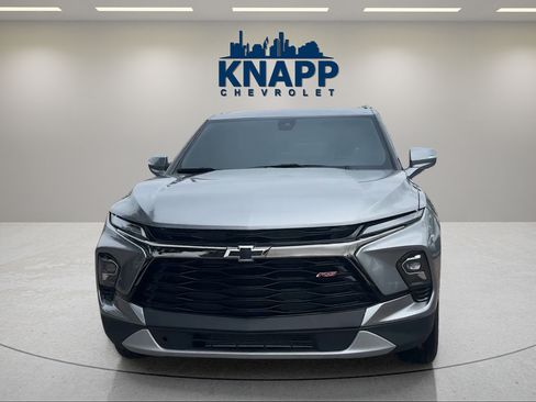 Used 2025 Chevrolet Blazer RS FWD image 2