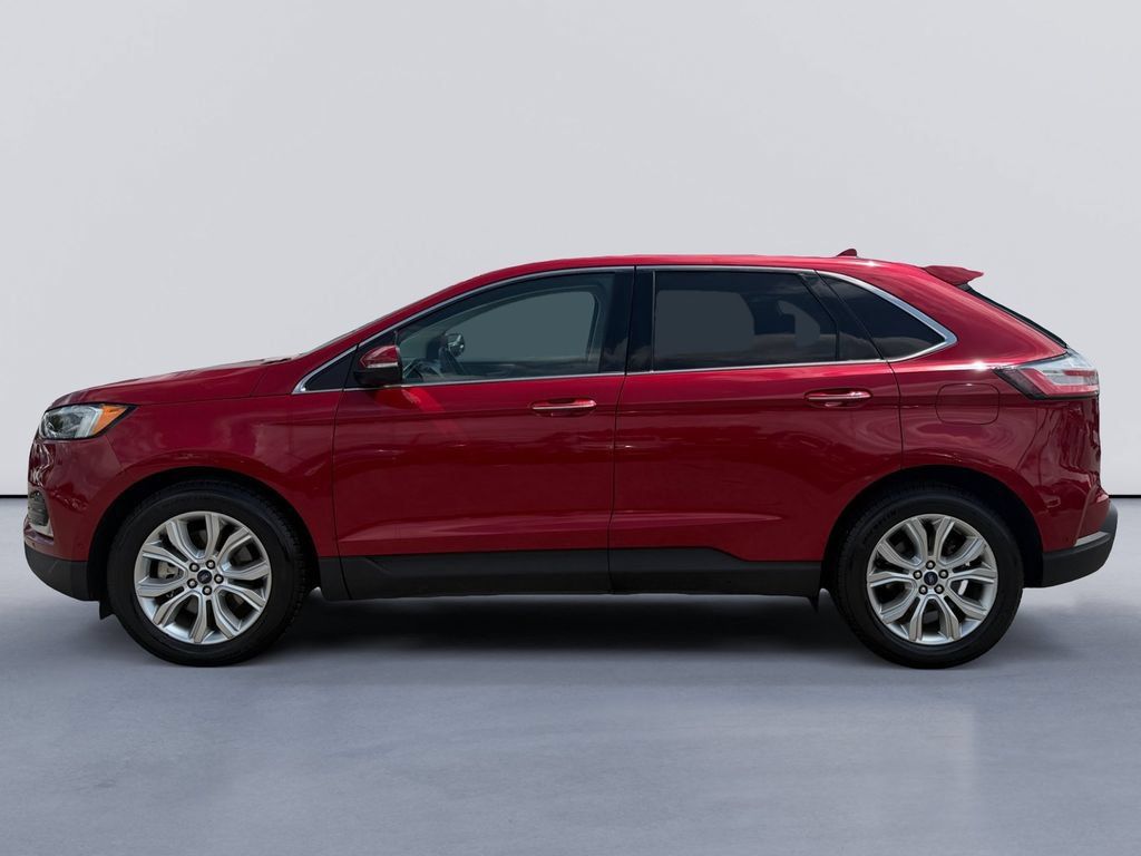 Used 2020 Ford Edge Titanium w/ Equipment Group 301A AWD/4WD image 6
