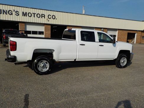 Used 2018 Chevrolet Silverado 2500 W/T w/ WT Convenience Package RWD image 6