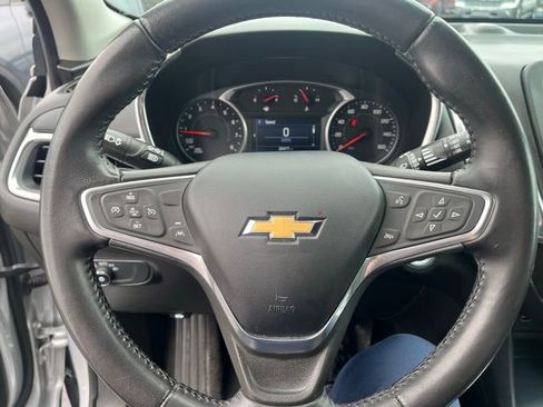 Used 2022 Chevrolet Equinox LT image 14