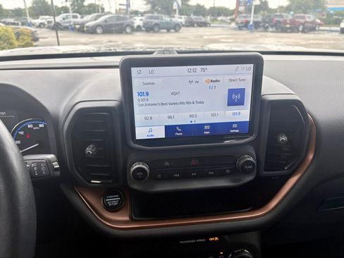 Used 2023 Ford Bronco Sport Outer Banks w/ Tech Package AWD/4WD image 13