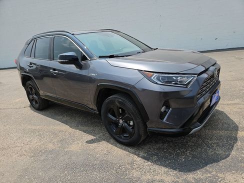 Used 2021 Toyota RAV4 XSE AWD/4WD image 1