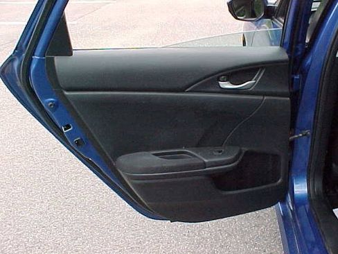 Used 2017 Honda Civic EX-T image 16