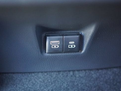 Used 2026 Toyota Camry XSE FWD image 34